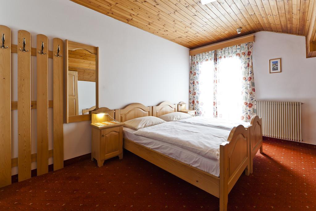 Hotel Brueckenwirt - Al Ponte Montagna Værelse billede